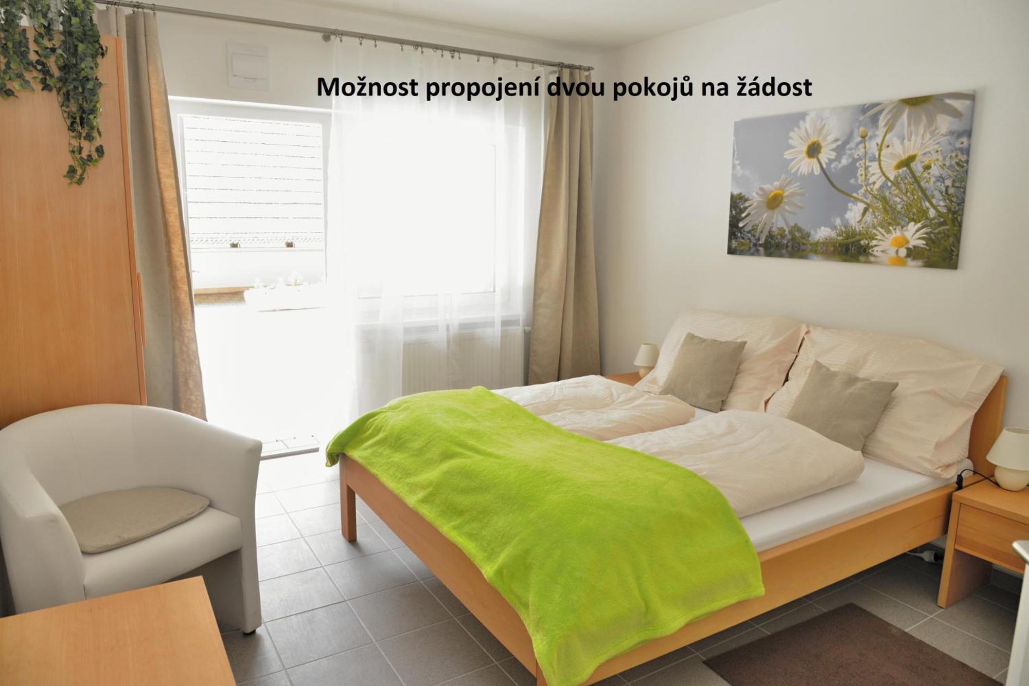 Penzion A Restaurace Pintovka 타보르 외부 사진